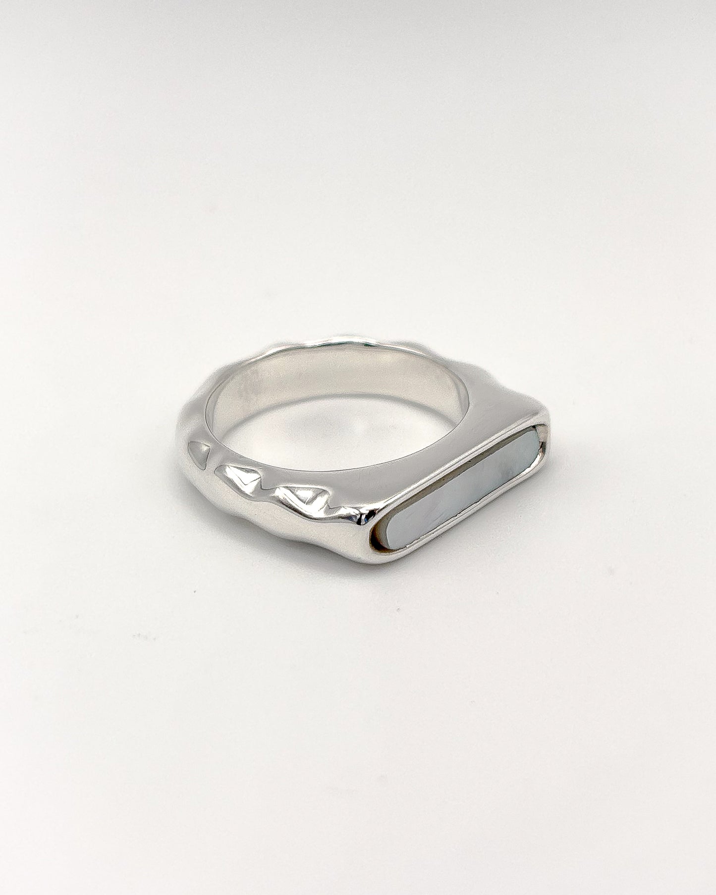 Mother of Pearl Wave Ring