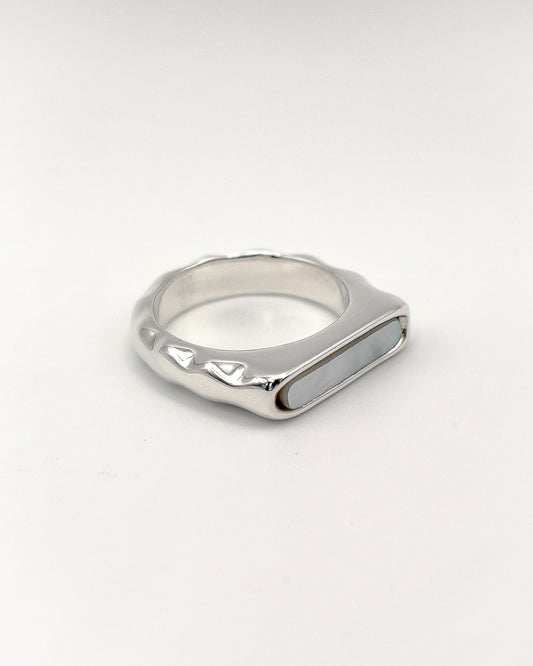 Mother of Pearl Wave Ring