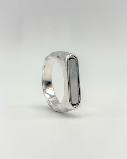 Mother of Pearl Wave Ring