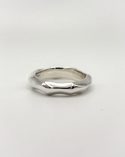 Faceted Band