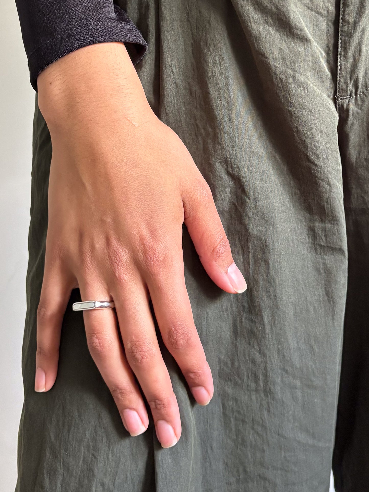 Mother of Pearl Wave Ring